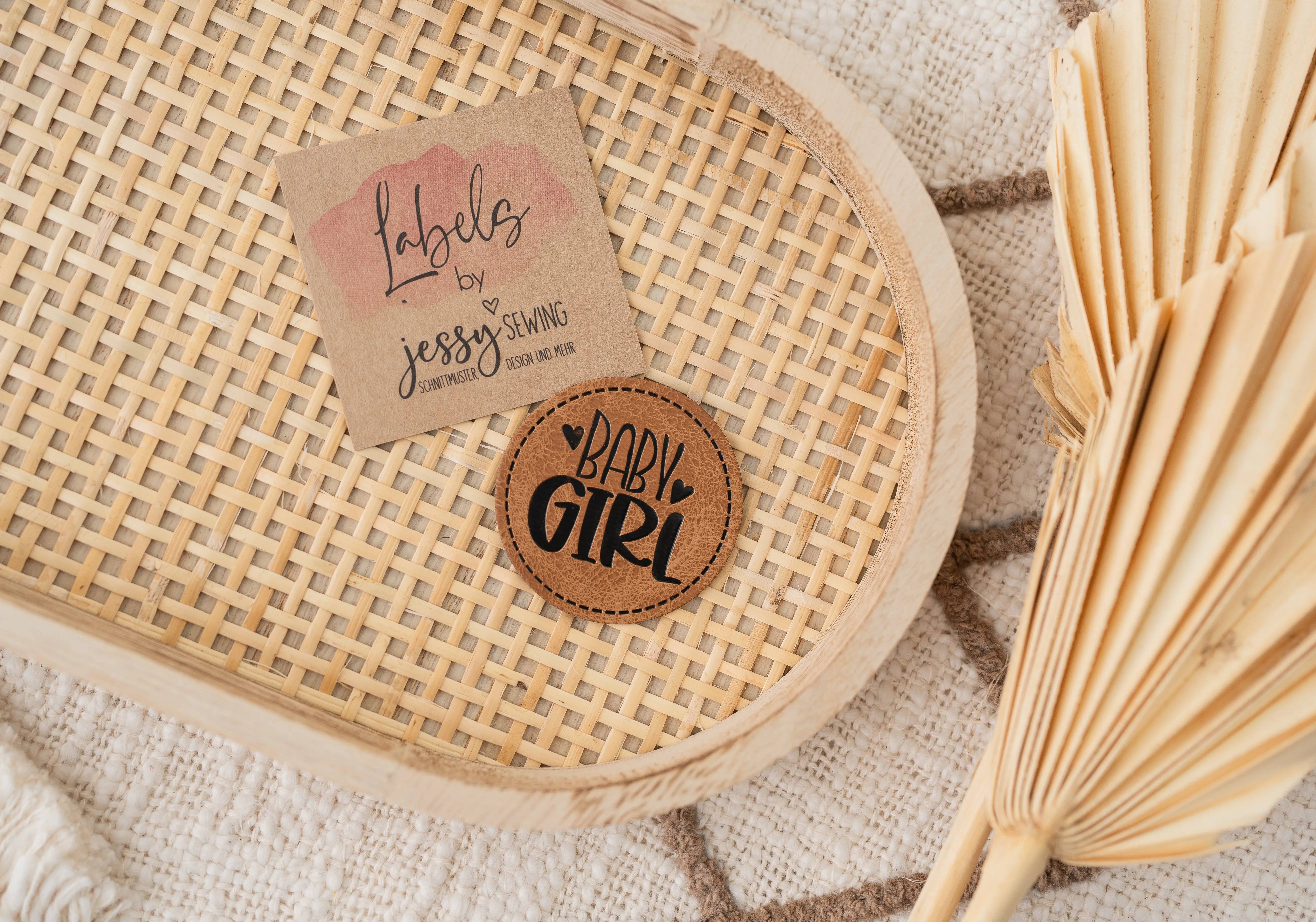 #15 Label "Baby Girl"