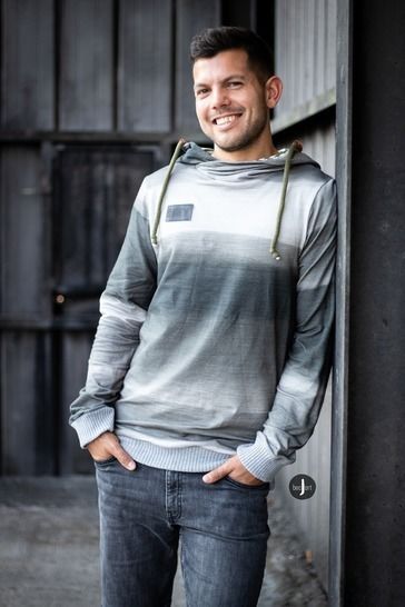 eBook - *GENTLEMENS BASIC HOODIE* HOODIE, SWEATER RUNDER SAUM
