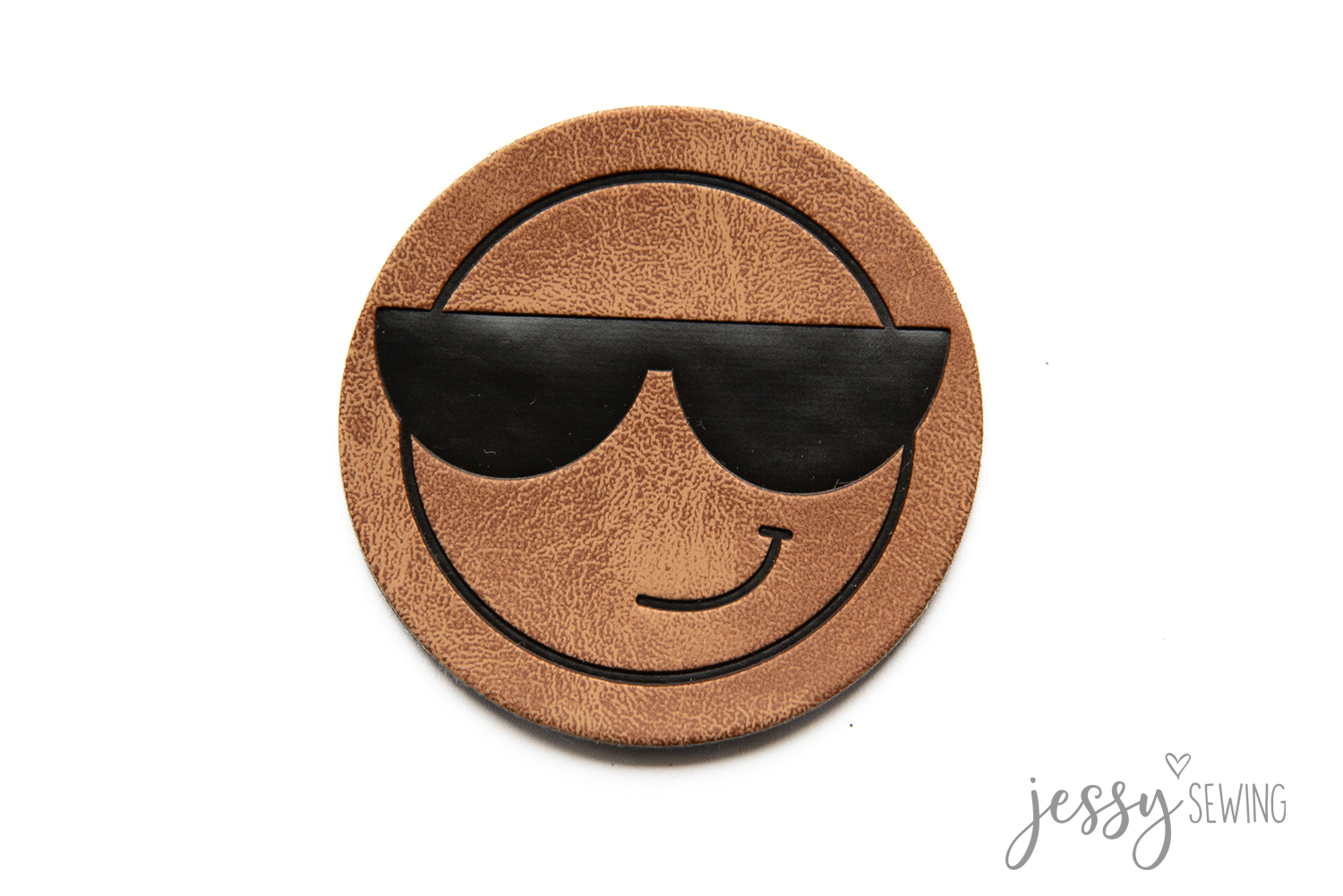 #365 Label "Sunglass Smile"